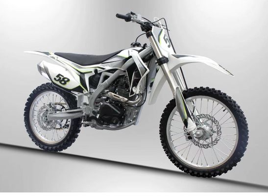 250cc Motorrad für Offroad-Abenteuer Design Max. Geschwindigkeit 100km/h Elektrischer Start