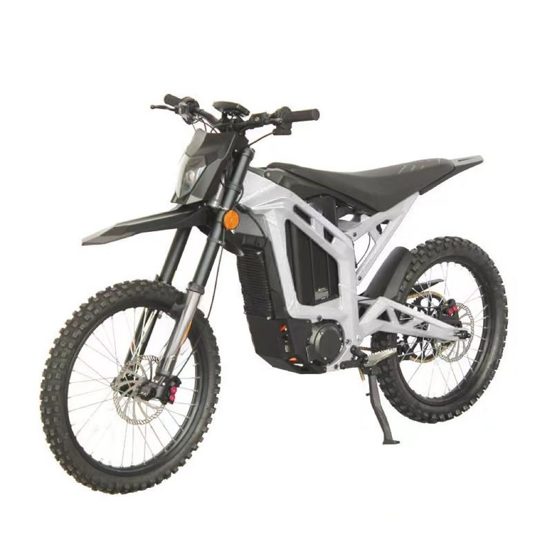 Frontlicht Off-Road Elektro-Dirtbike mit 6000W Motorleistung und max. Geschwindigkeit 80km/h